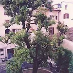 ダリ *