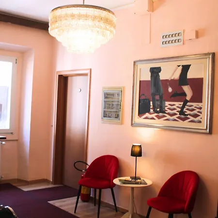Otel Dali *