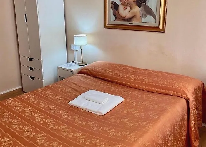 Hotel Dali *